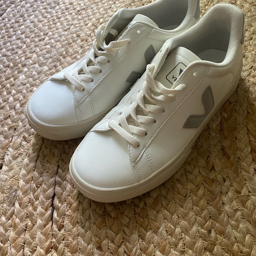 Veja Campo Sneaker